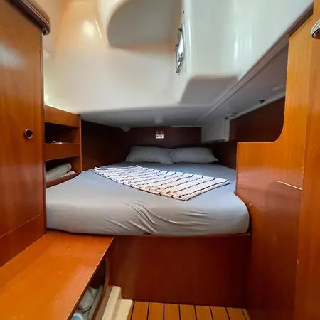 Exquisite 41ft Beneteau Oceanis Yacht 3 Cozy Lounge 2 Bathrooms And Your Dream Sailing Experience Awaits Fethiye